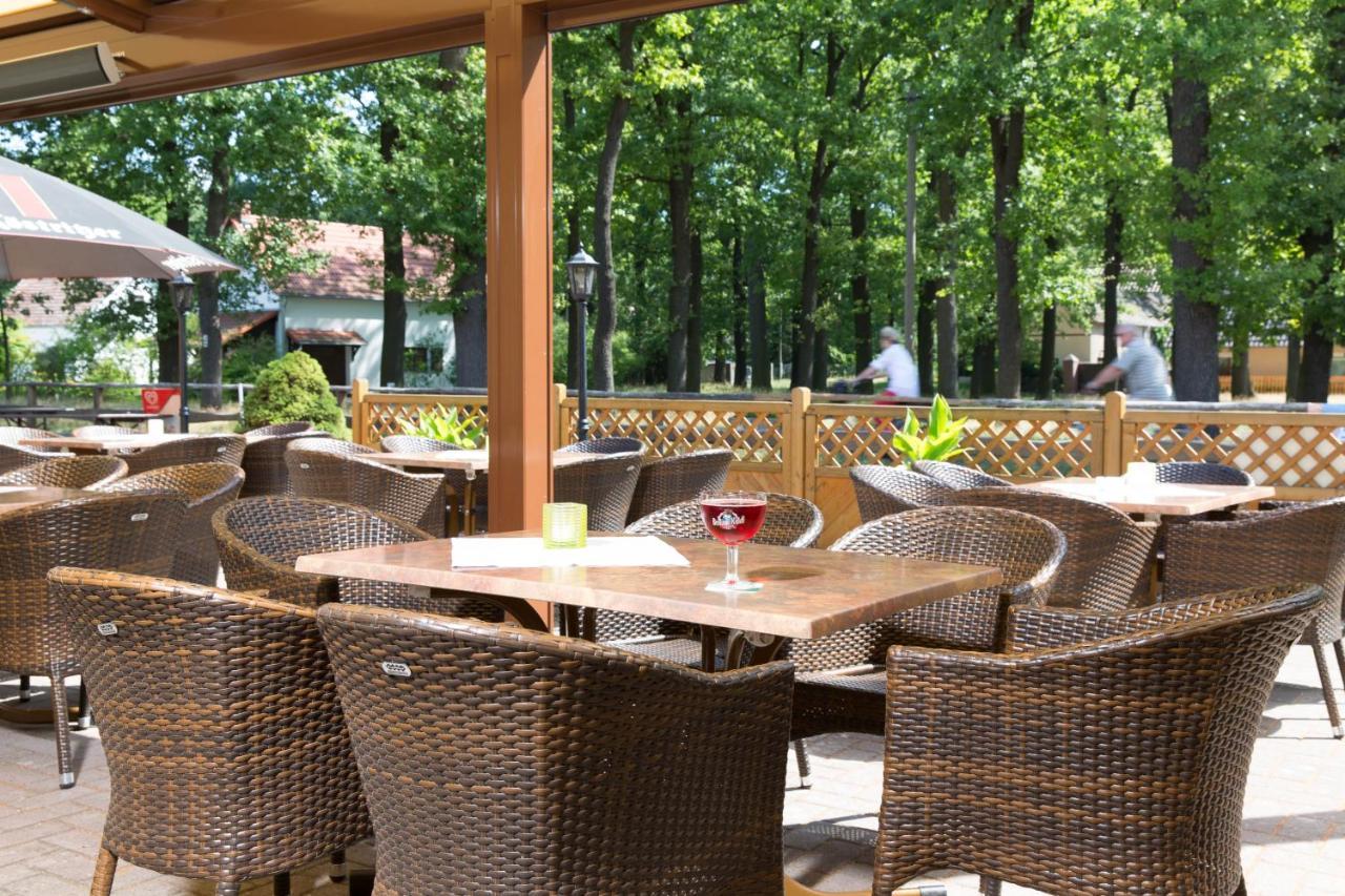Hotel&Gasthaus Zum Eichenkranz Luckenwalde Exterior foto